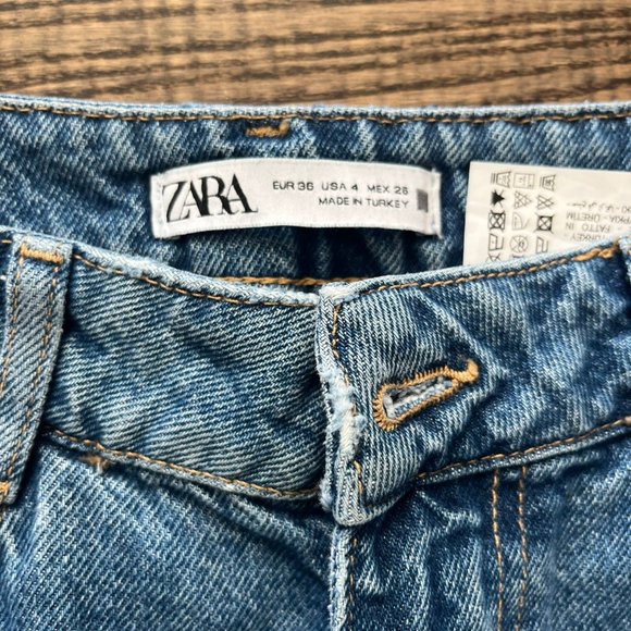 Zara Blue Jeans - Picture 6 of 6
